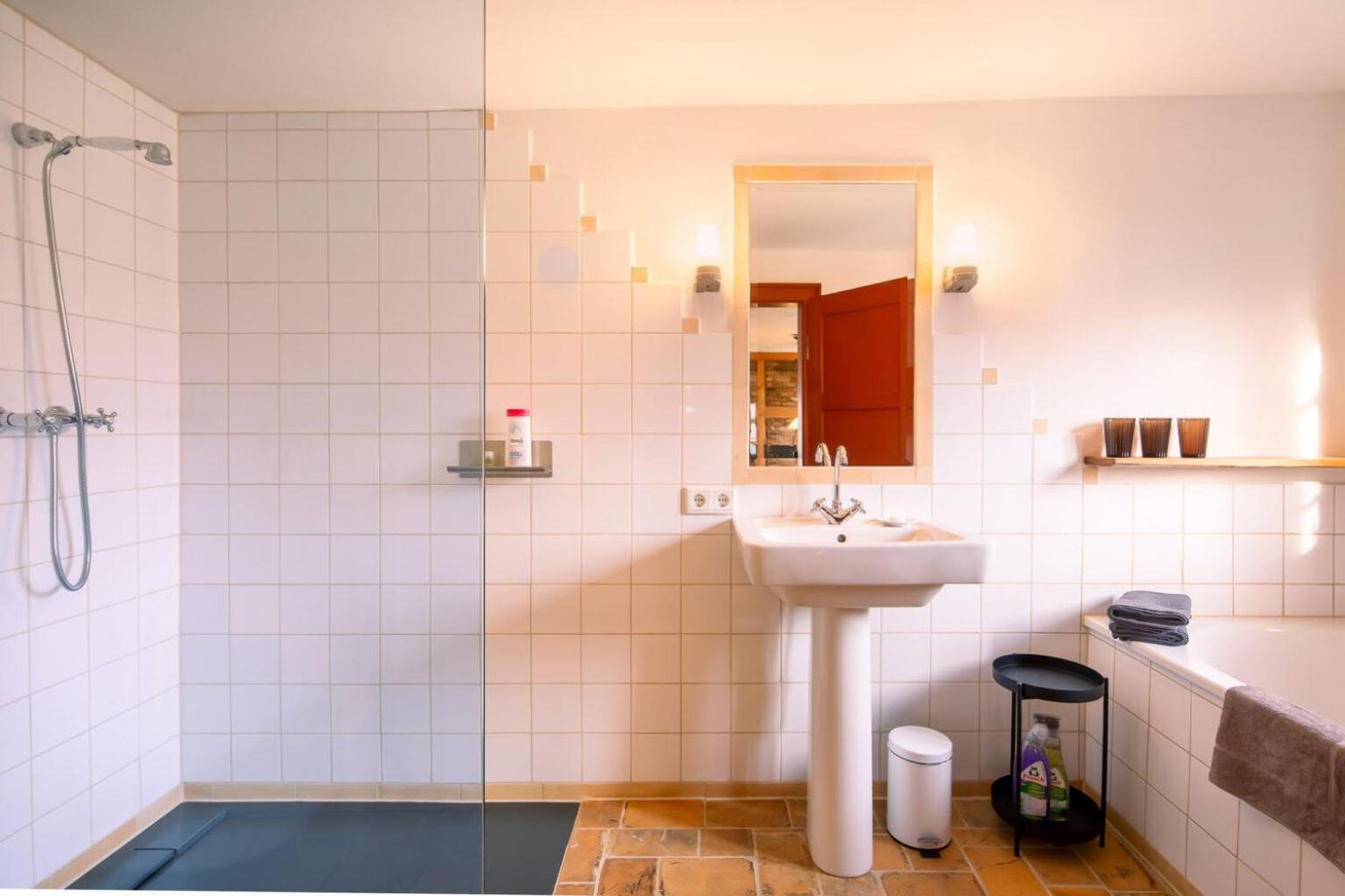 Hotel Stadthaus Arnstadt Bagian luar foto